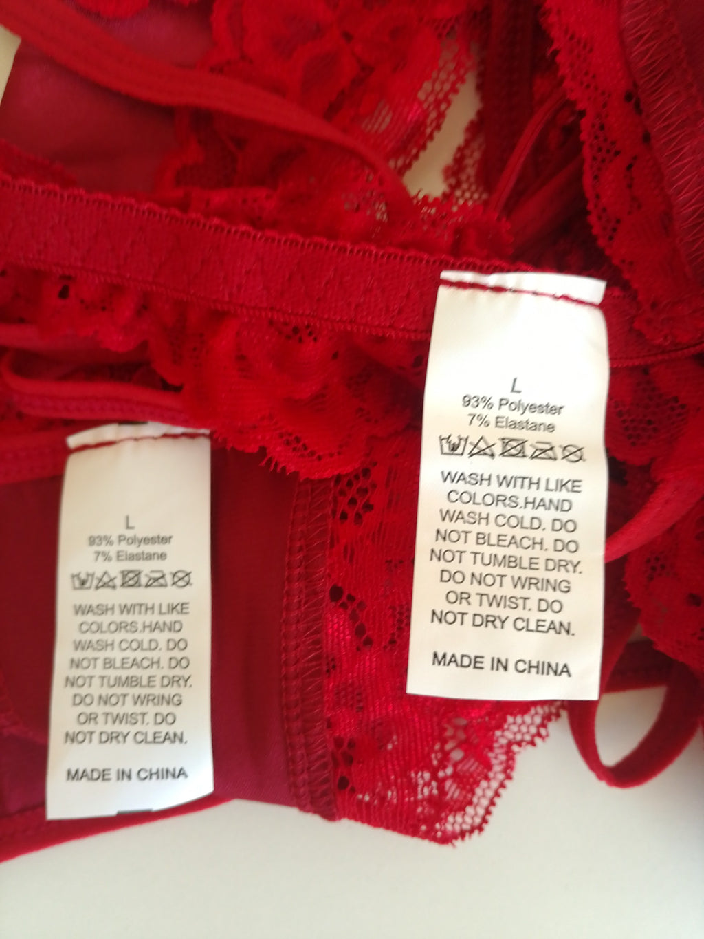 Ensemble lingerie rouge satin et dentelle à nouer femme taille L ESPALIC