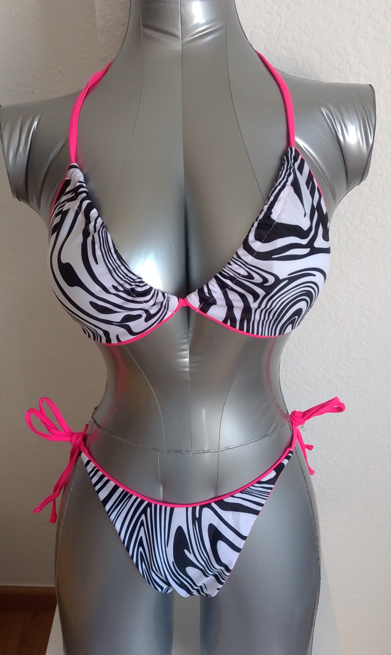Bikini femme sexy rayé blanc noir bretelles roses taille M ESPALIC