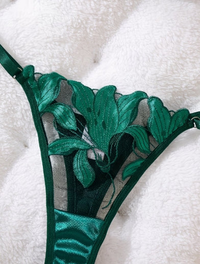 Ensemble Soutien-gorge et String. T. XL