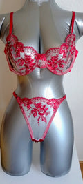 Ensemble de lingerie classique rouge vin. Taille XL