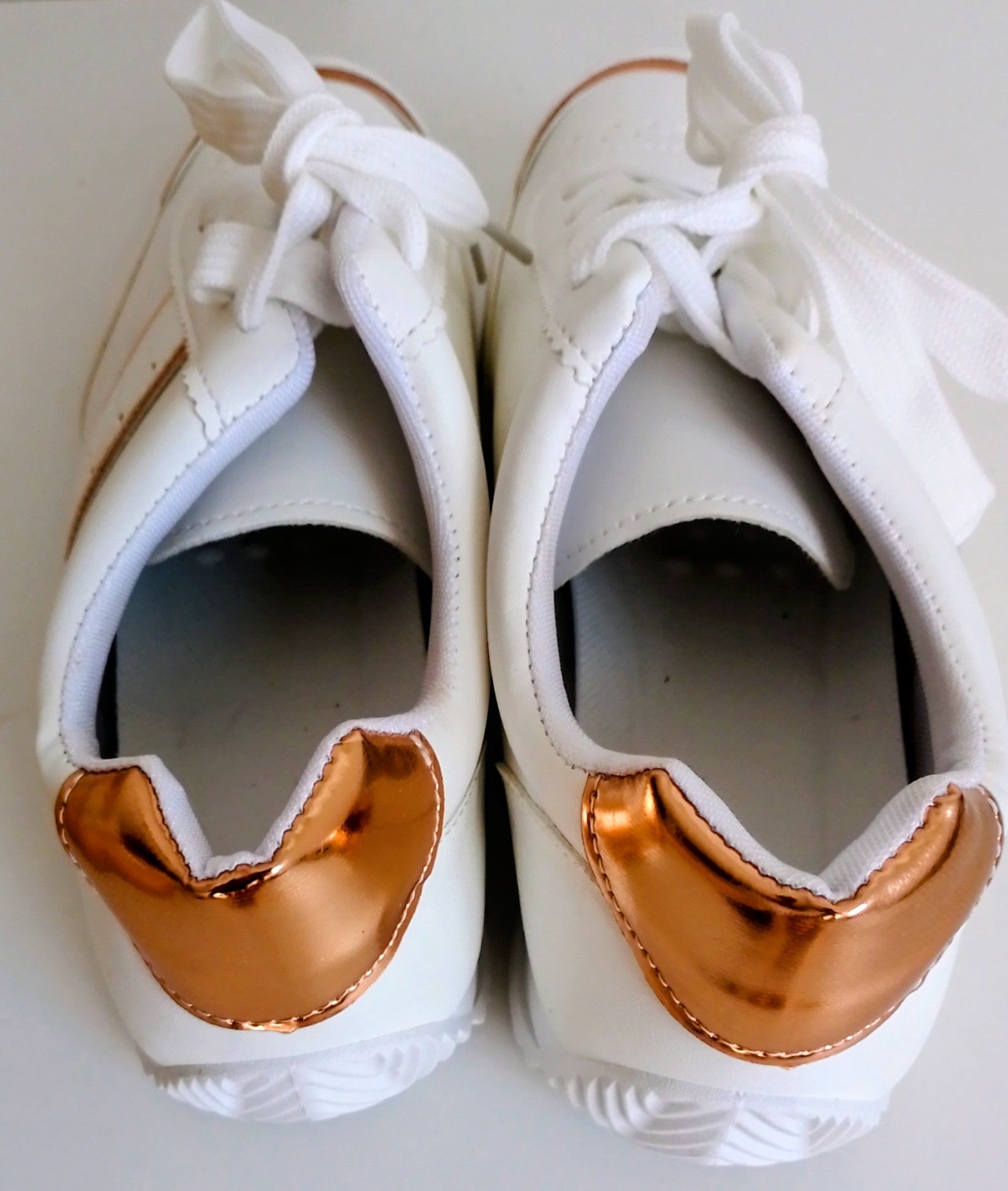 Baskets blanches et or à lacets pour femmes pointure 39 ESPALIC