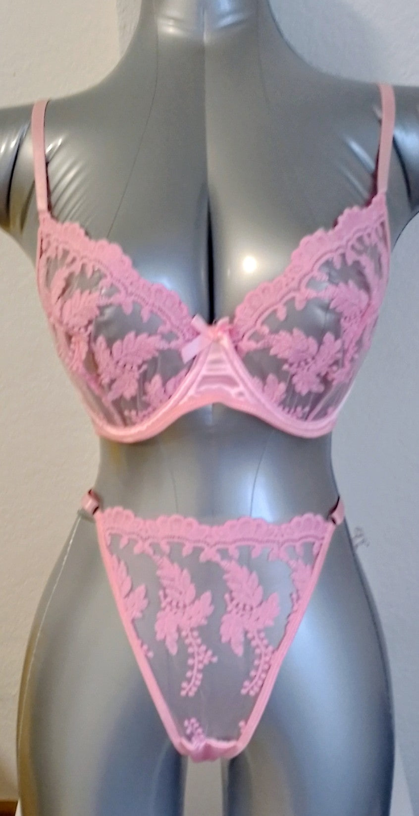 Ensemble lingerie rose poudré dentelle brodée soutien-gorge et string femme taille XXL ESPALIC