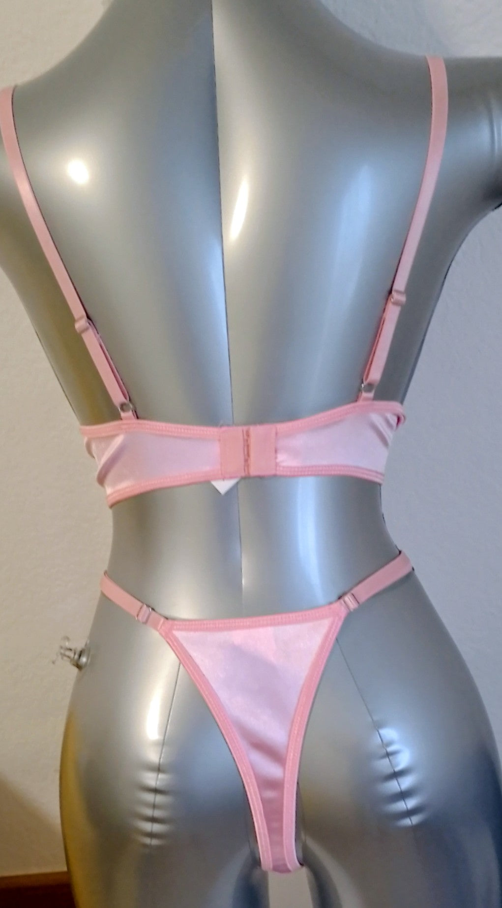 Ensemble lingerie rose poudré dentelle brodée soutien-gorge et string femme taille XXL ESPALIC